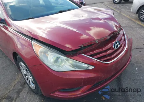 2013 Hyundai Sonata Gls z USA, uszkodzony, nr VIN 5NPEB4AC7DH568089